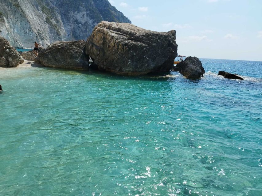 Zakynthos: Turtle Island and Caves Private Boat Trip - Keri Caves: snorkeling time with fast access to up-close views