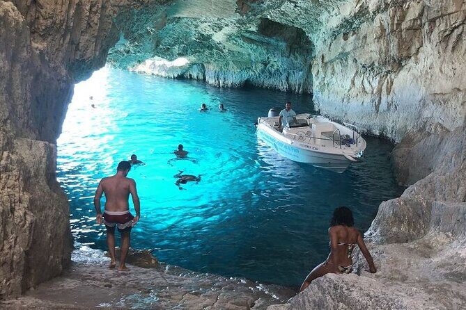 Zakynthos West Coast Tour and Navagio Bay - Getting aboard at Anafonitria Porto Vromi