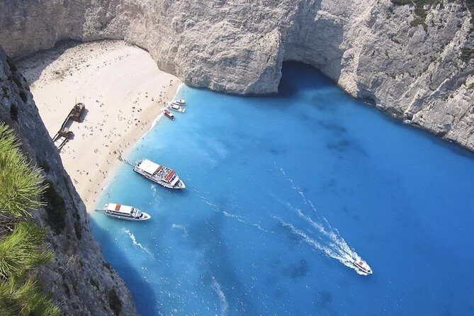 Zante Cruise to Blue Caves & Shipwreck Beach Photo stop - The Mouda Beach swim stop: the day’s real reset button