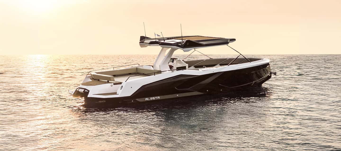 ❖ Milos: Small Group Yacht Tour—Kleftiko Sarakiniko Poliegos - Why this 5-hour Raptor loop is a smart Milos move